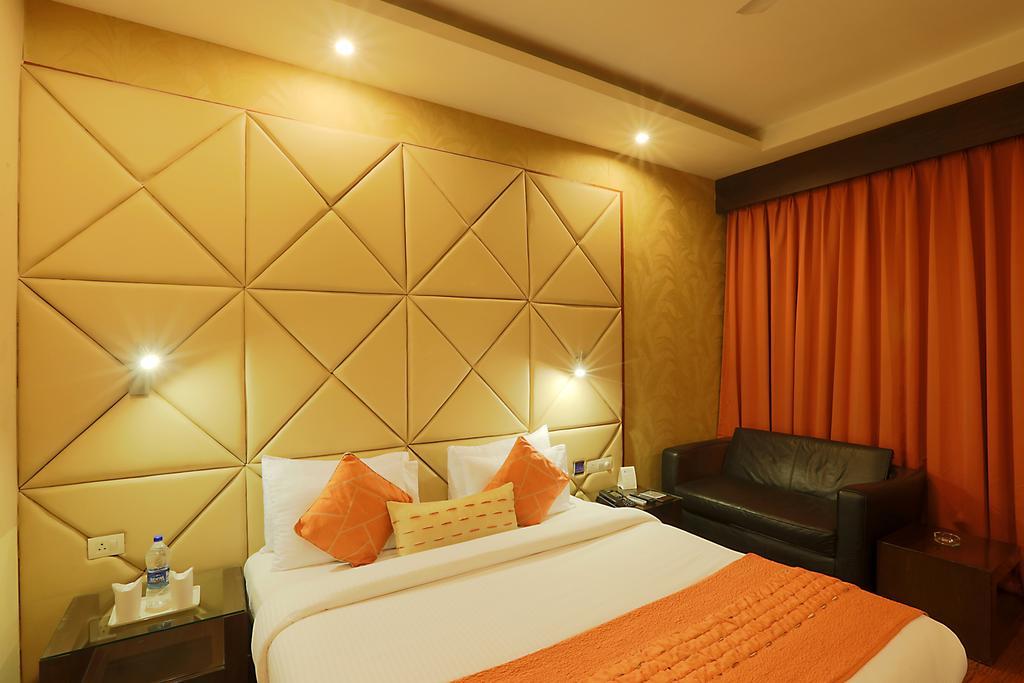 Corporate Regency Hotel New Delhi Luaran gambar