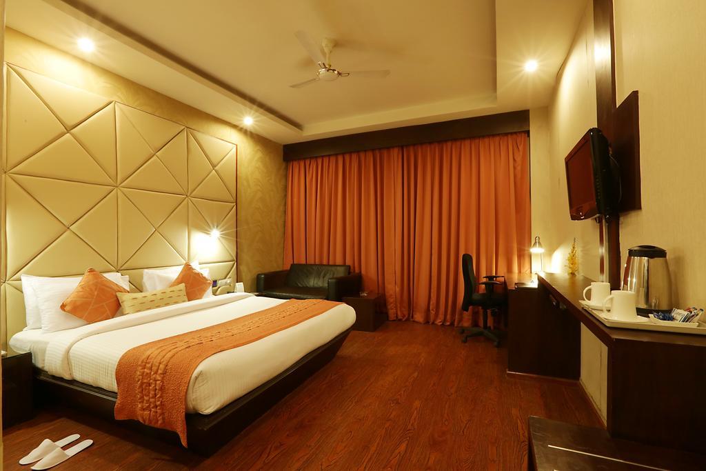 Corporate Regency Hotel New Delhi Luaran gambar