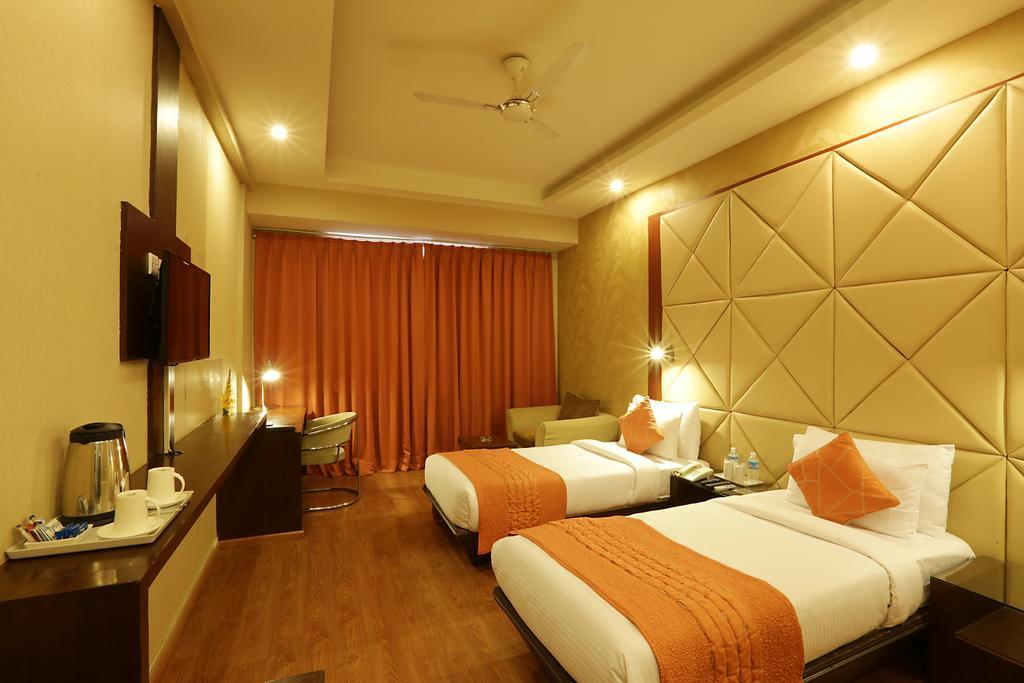 Corporate Regency Hotel New Delhi Luaran gambar