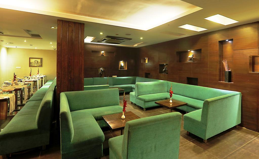 Corporate Regency Hotel New Delhi Luaran gambar