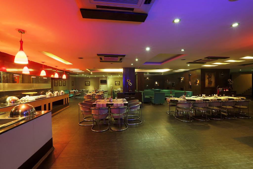 Corporate Regency Hotel New Delhi Luaran gambar