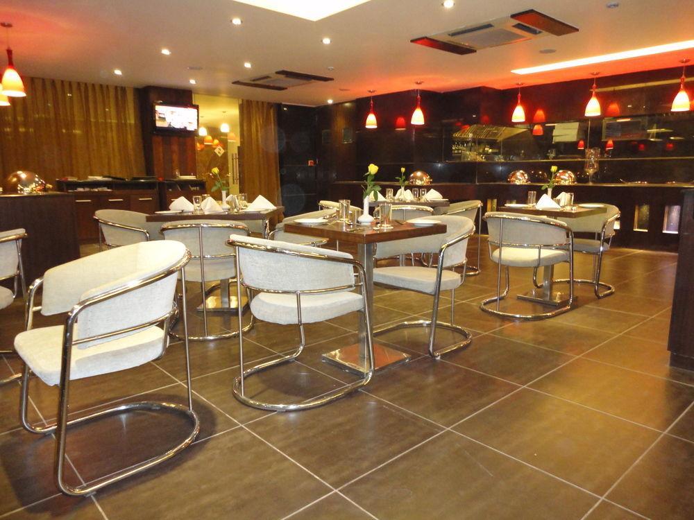 Corporate Regency Hotel New Delhi Luaran gambar