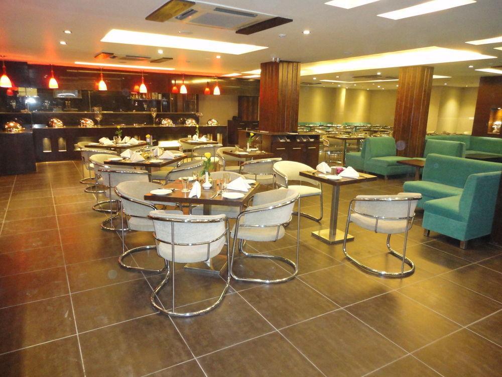 Corporate Regency Hotel New Delhi Luaran gambar