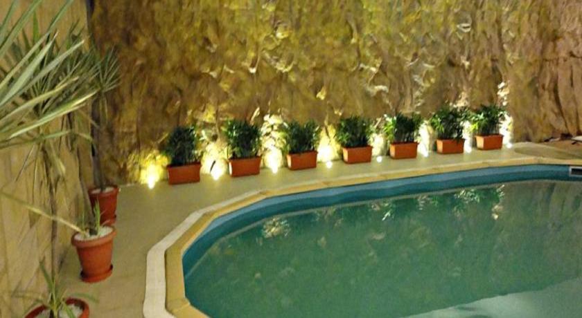 Corporate Regency Hotel New Delhi Luaran gambar